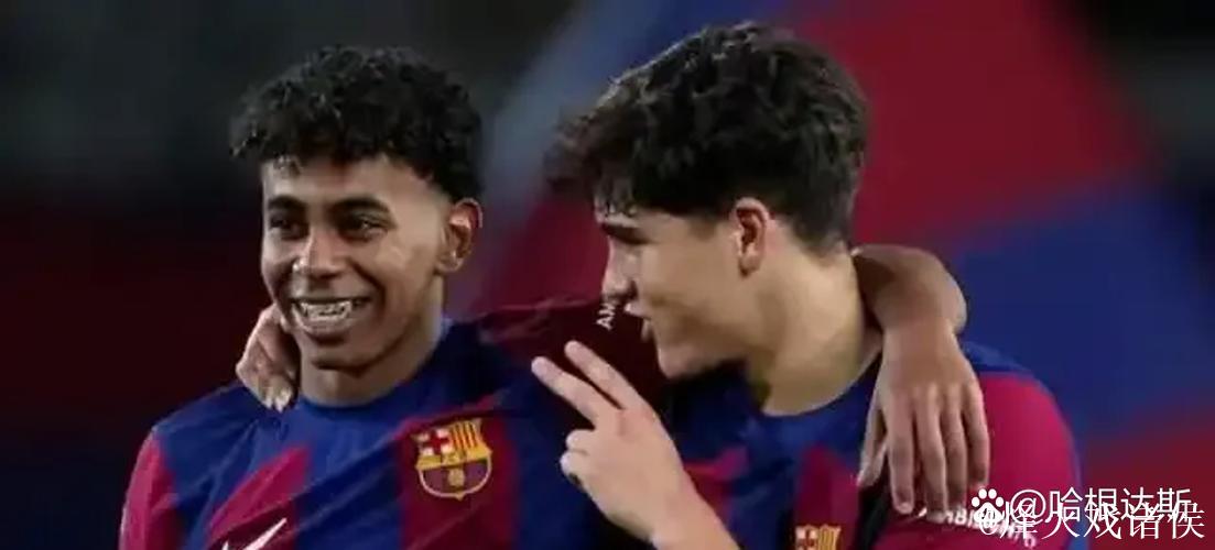 亚马尔被换下后不太高兴？弗里克打趣：下次他把