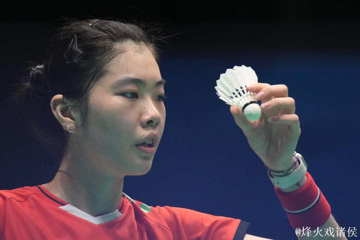 高昉洁羽毛球世锦赛首战告捷!顺利挺进女单32强 高昉洁羽毛球世锦赛首战告捷!顺利挺进女单32强