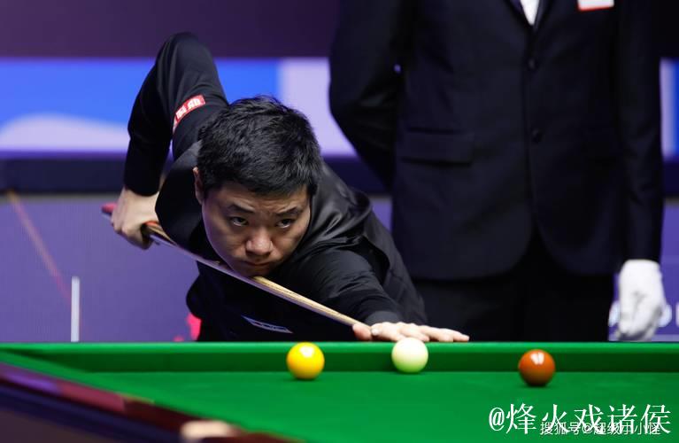 丁俊晖6-4战胜海菲尔德 中国五虎齐聚斯诺克国锦赛16强 丁俊晖6-4战胜海菲尔德 中国五虎齐聚斯诺克国锦赛16强